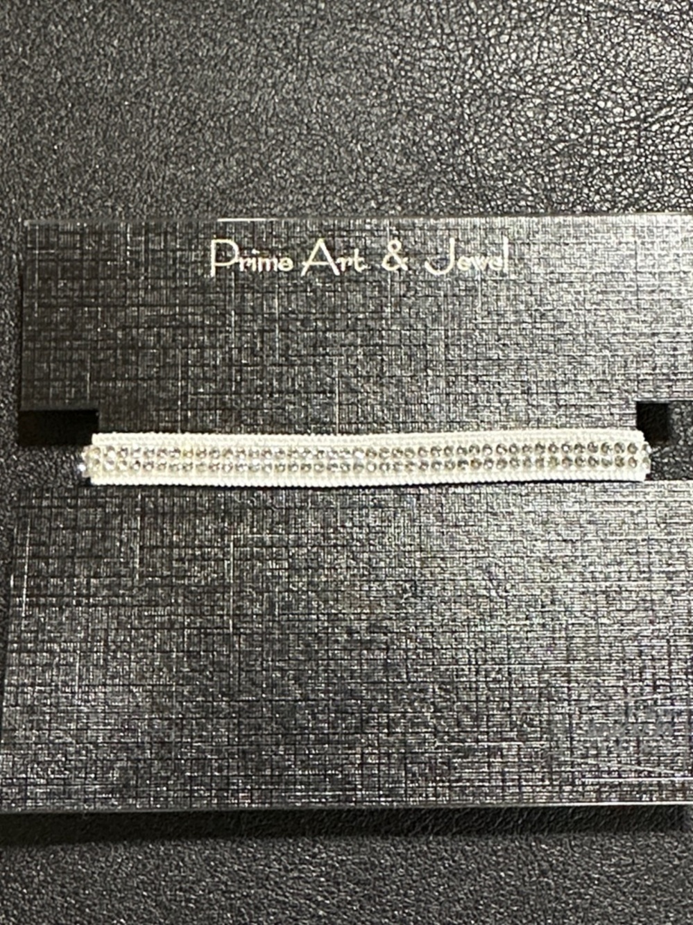 White Prime Art & Jewel Swarovski Element Bracelet